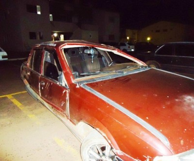Jovens capotam veículo e o abandonam carro dentro do “Andorinha” no Novo Oeste 