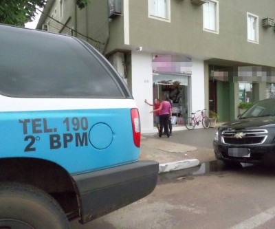 Nas vésperas do Natal, ladrão “apela” e rouba moedas que estavam em caixa de comércio