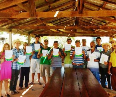 Eldorado visita comunidades e divulga canais de comunicação