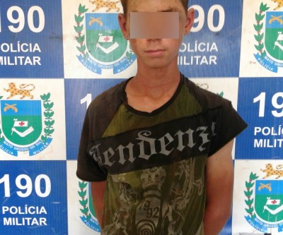Dupla de menores furta moto e são perseguidos pela vítima