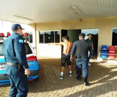 Irmãos brigam e um deles fica ferido na cabeça