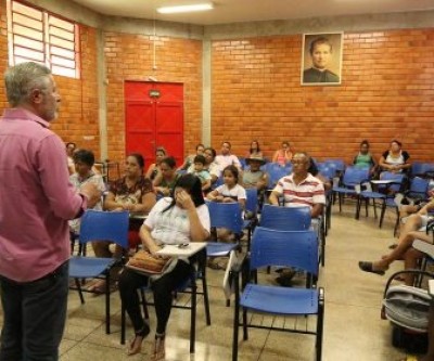 Secretaria de Desenvolvimento Econômico se reúne com feirantes da Vila Piloto