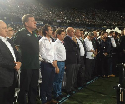 Três-lagoense se emociona com homenagens em Medellin, na Colômbia  