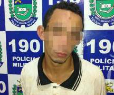 Bêbado, marido apedreja e expulsa de casa companheira