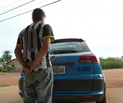  Menor de 15 anos é apreendido após pegar motocicleta emprestada de pintor  