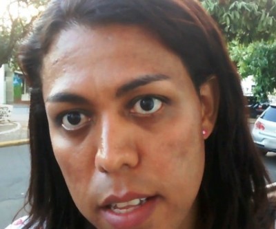 Travesti alega ter sido vítima de homofobia em Três Lagoas