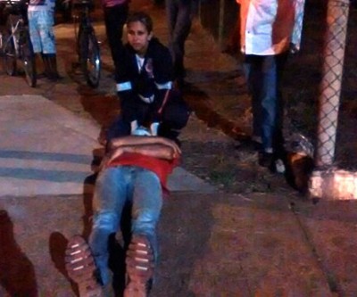 Em acidente envolvendo motos, jovem fica ferido
