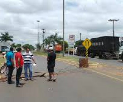 Empresários farão protesto na BR-262 na segunda por dívida de R$ 20 milhões