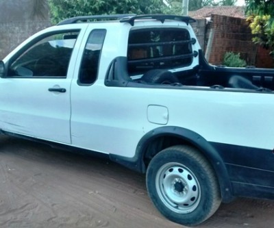 Carro roubado e que seria usado por traficantes do PCC é apreendido pela Polícia Militar