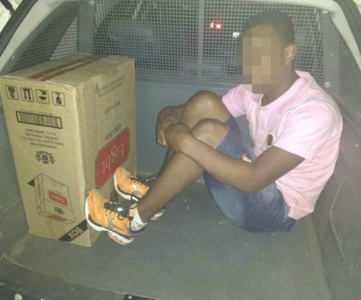 Trio tenta furtar carga de cigarros apreendidas pela polícia federal e acabam detidos
