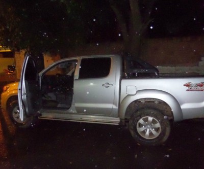 Hilux “dublê” é apreendida pela Polícia Militar na Avenida Filinto Muller