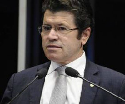 Deputado diz que Mickey é homossexual e que Disney faz apologia ao ‘gayismo’