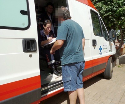 Familiares solicitam SAMU que constata óbito de idosa em prédio residencial 