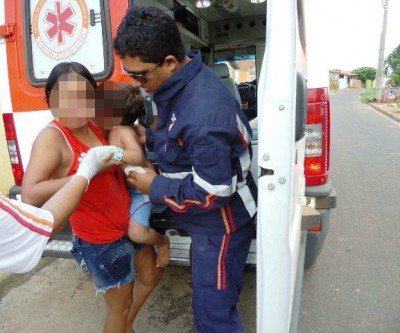  Criança de 03 anos fratura o braço em queda de moto 