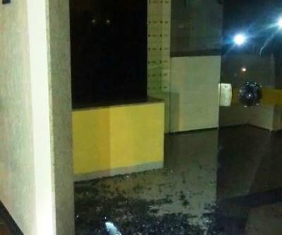Franquia dos Correios em Três Lagoas é invadida durante a madrugada 