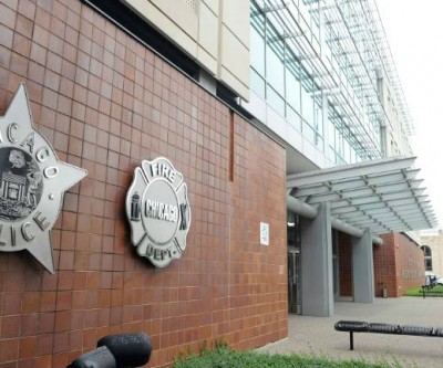 Polícia dos EUA detém adolescente por suposto estupro divulgado no Facebook