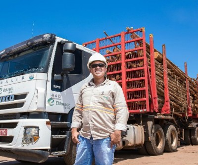 Eldorado Brasil oferece 29 vagas de trabalho para motoristas de Tritrem