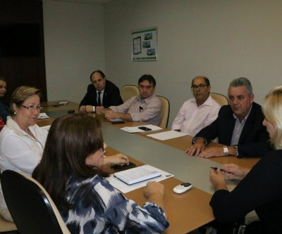 Na Capital, Guerreiro discute mudanças no Fundersul e construção de casas