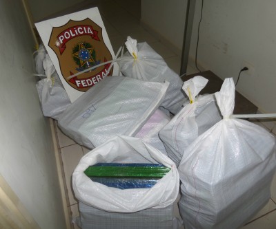 PF apreende 220 Kg de maconha em residência no Parque São Carlos, em Três Lagoas 