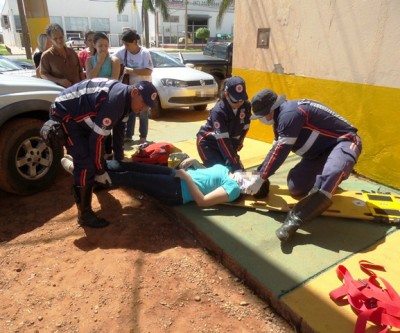 Acidente entre dois veículos na BR-262 deixa jovem ferida em Três Lagoas 