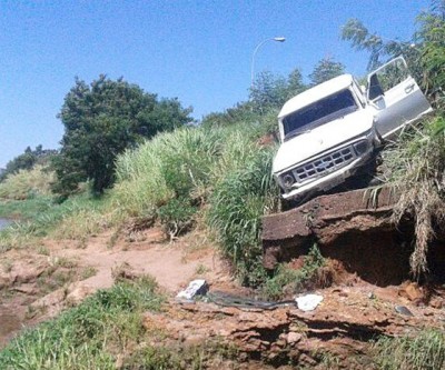 Camionete D-10 que desceu rua desgovernada era de Três Lagoas 