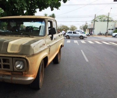 Acidente na Filinto Müller interdita avenida no sentido centro/bairro 