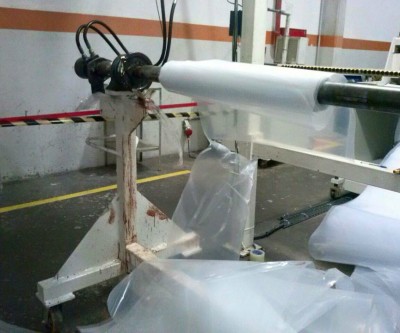 Funcionário da Emplal que ficou prensado em máquina está internado no hospital 
