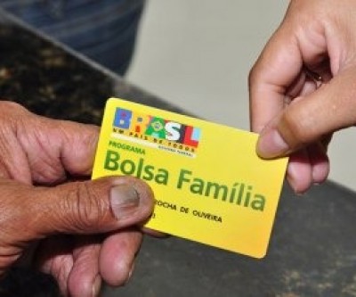 Beneficiários do Bolsa Família precisam comparecer em mutirão no dia 24