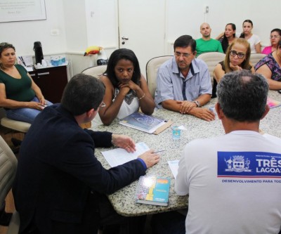 Prefeitura recebe representantes do Sinted para nova negociação