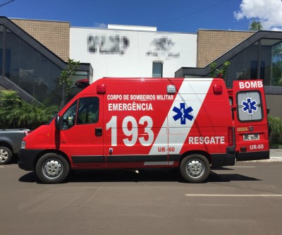 Jovem que caiu de escada em local de serviço é resgatada pelo Corpo de Bombeiros 