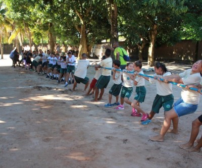Alunos dos Programas Sociais participam de ação da “Semana Mundial do Brincar”
