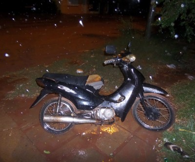 Honda Biz com numeração de chassi raspada é encontrada no bairro São João 