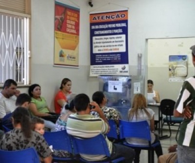 Justiça Federal proíbe prefeitura de contratar novos profissionais para Saúde