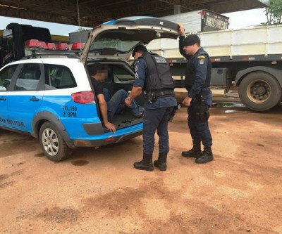 Em seu 1º dia de trabalho, funcionário é acusado de furto em borracharia 