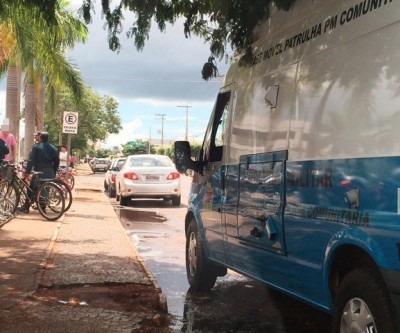 2º BPM intensifica fiscalizações e abordagens na área central 