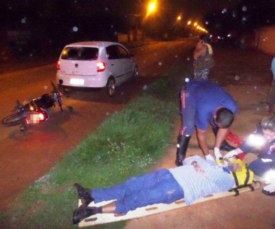 Acidente na madrugada deixa motociclista ferido no bairro Vila Verde