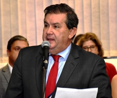 Deputado apoia formação de comissão para tratar do reajuste de servidores junto ao governo
