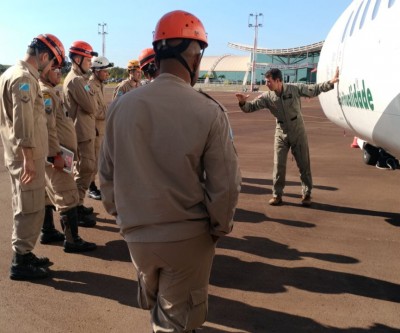 Aeroporto realiza Programa de Treinamento para Bombeiros 