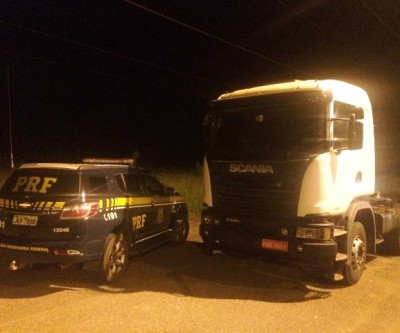 Carreta furtada da Eldorado Brasil é encontrada abandonada na BR-262 em Três Lagoas 