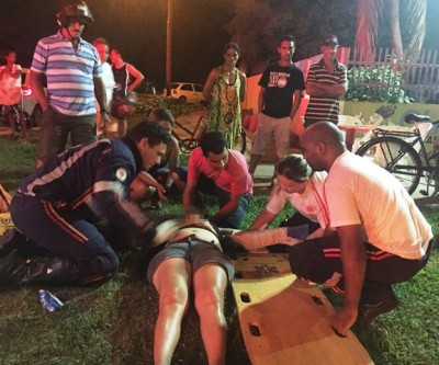 Piloto de moto atropela ciclista e foge do local sem prestar socorro 