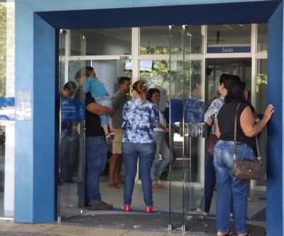 Clientes estão insatisfeitos com mudança no atendimento da Caixa 