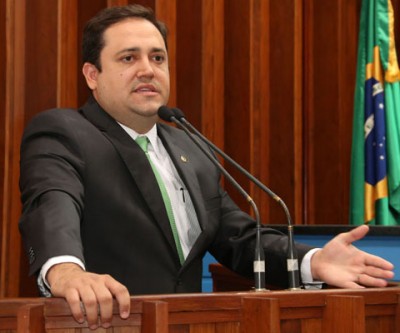 Projeto de Márcio Fernandes assegura controle individual de consumo em bares 