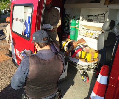 Idoso não respeita preferencial e causa acidente no bairro Jardim Alvorada 