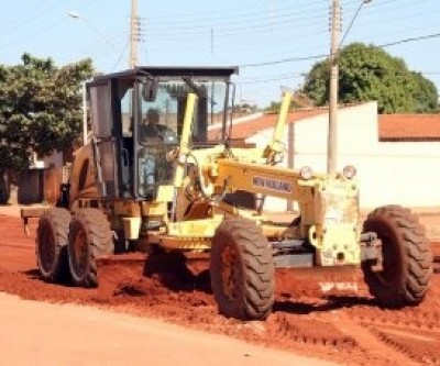 Avenida Jary Mercando recebe benfeitorias visando qualidade no tráfego