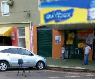 Leitora flagra comerciante “segurando” vaga na área central da cidade 