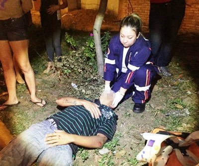 Jovem em moto sofre fratura na clavícula ao atropelar cachorro 