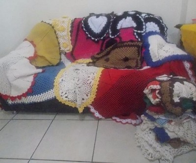 Artesanato confeccionado por detentas de Três Lagoas são doados a hospital da cidade