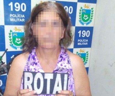 Maria do bairro é presa com 50 quilos de Maconha no São Carlos