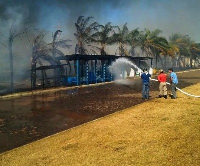 Incêndio em indústria de Três Lagoas mobiliza equipes do Corpo de Bombeiros 