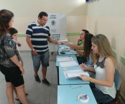 Clima de tranquilidade do primeiro turno se repete nas seções eleitorais